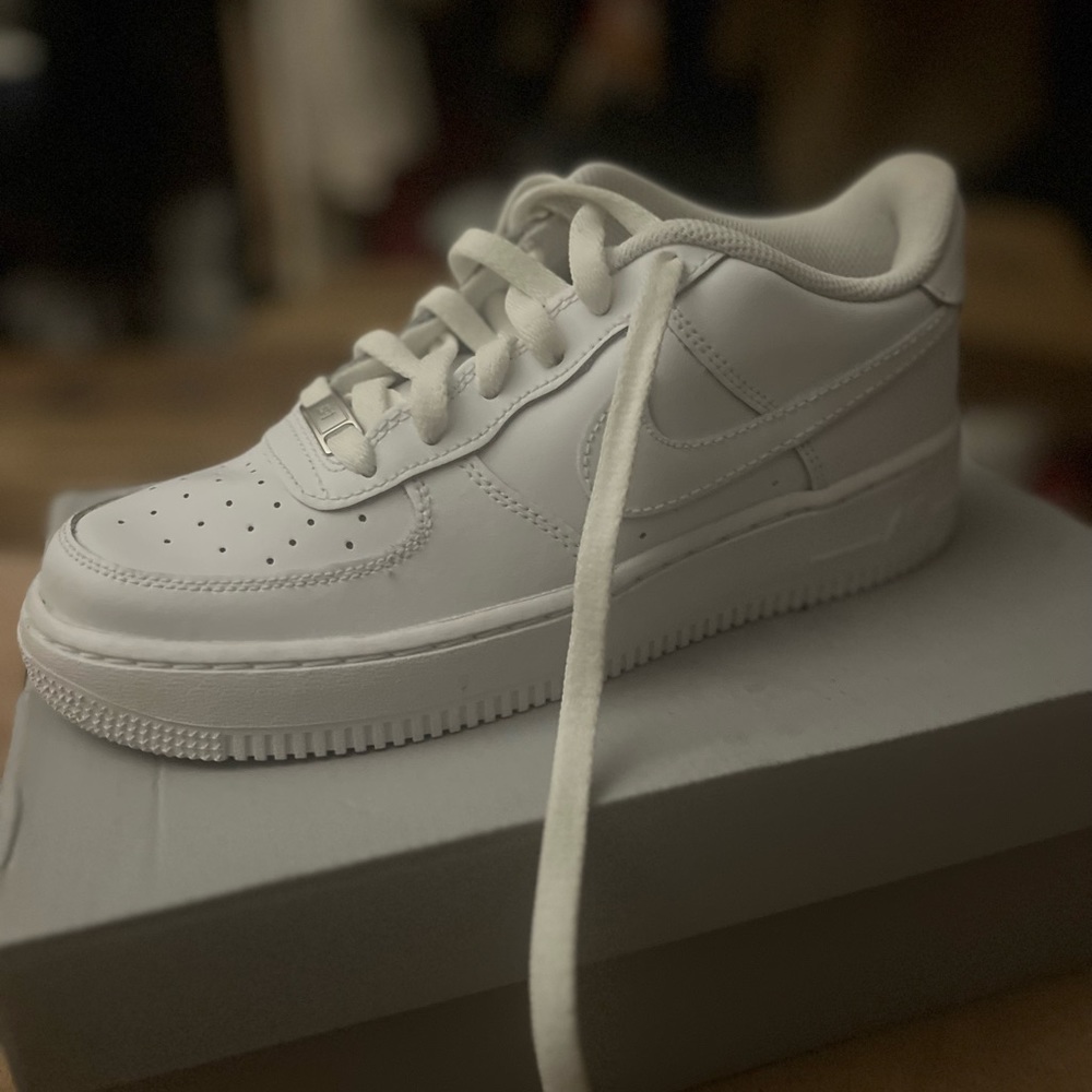 NIKE AIR FORCE ONE